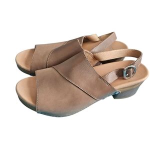 Dansko Madalyn Taupe Open-Toe Slingback Clog Sandals Size 41/10